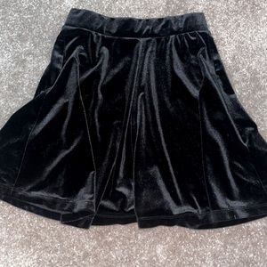 Garage velvet skirt